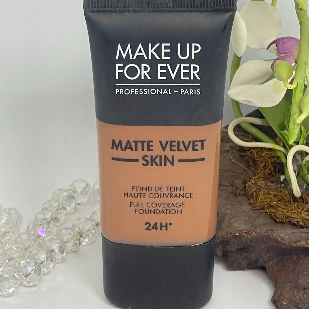 Make Up For Ever Matte Velvet Skin Liquid Full Coverage Foundation - Y533 - New